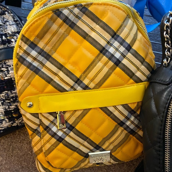 Madden NYC Back Pack / Purse / Handbag - Picture 6 of 7